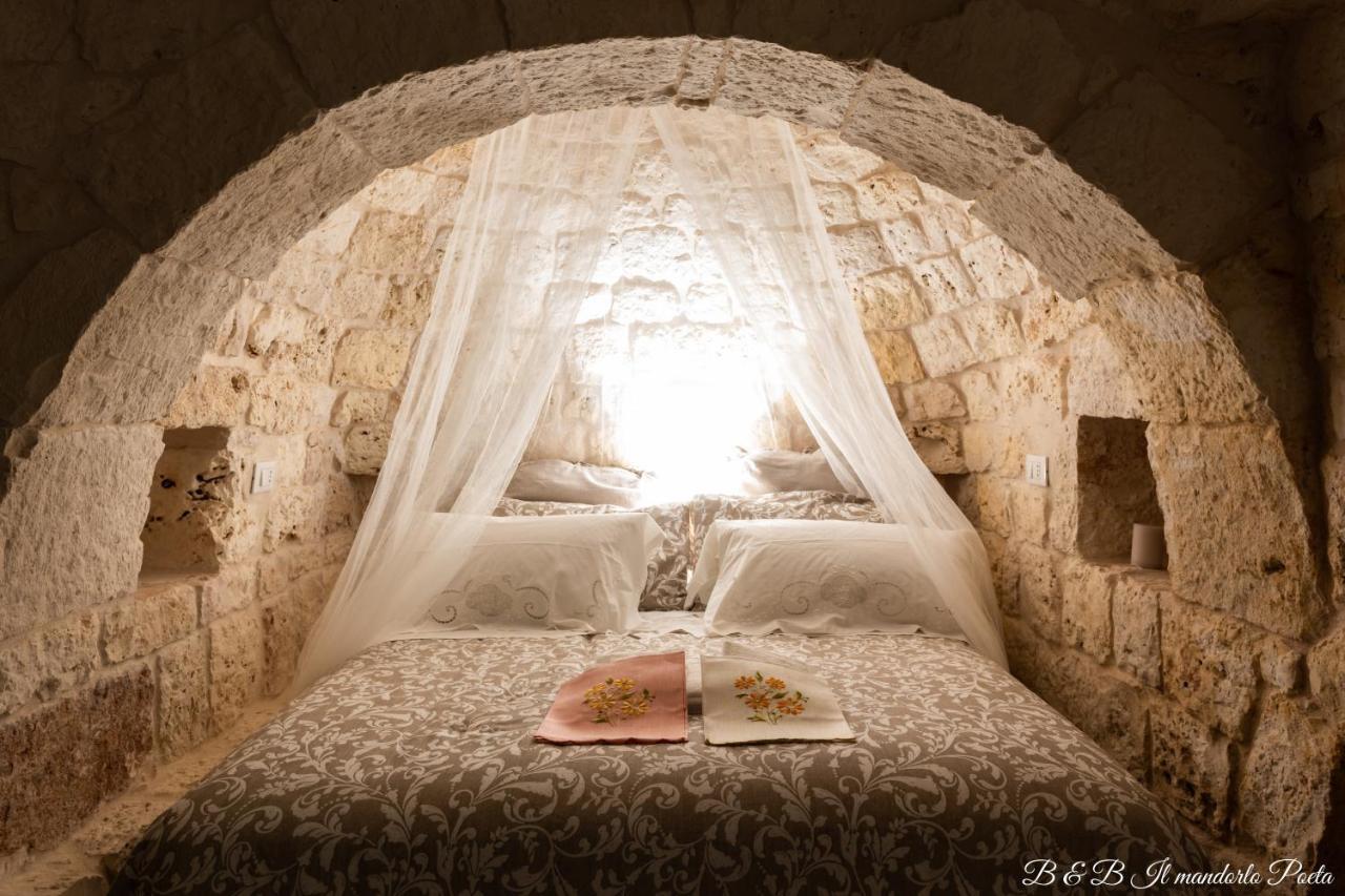 Il Mandorlo Poeta Bed & Breakfast Ostuni Exterior foto