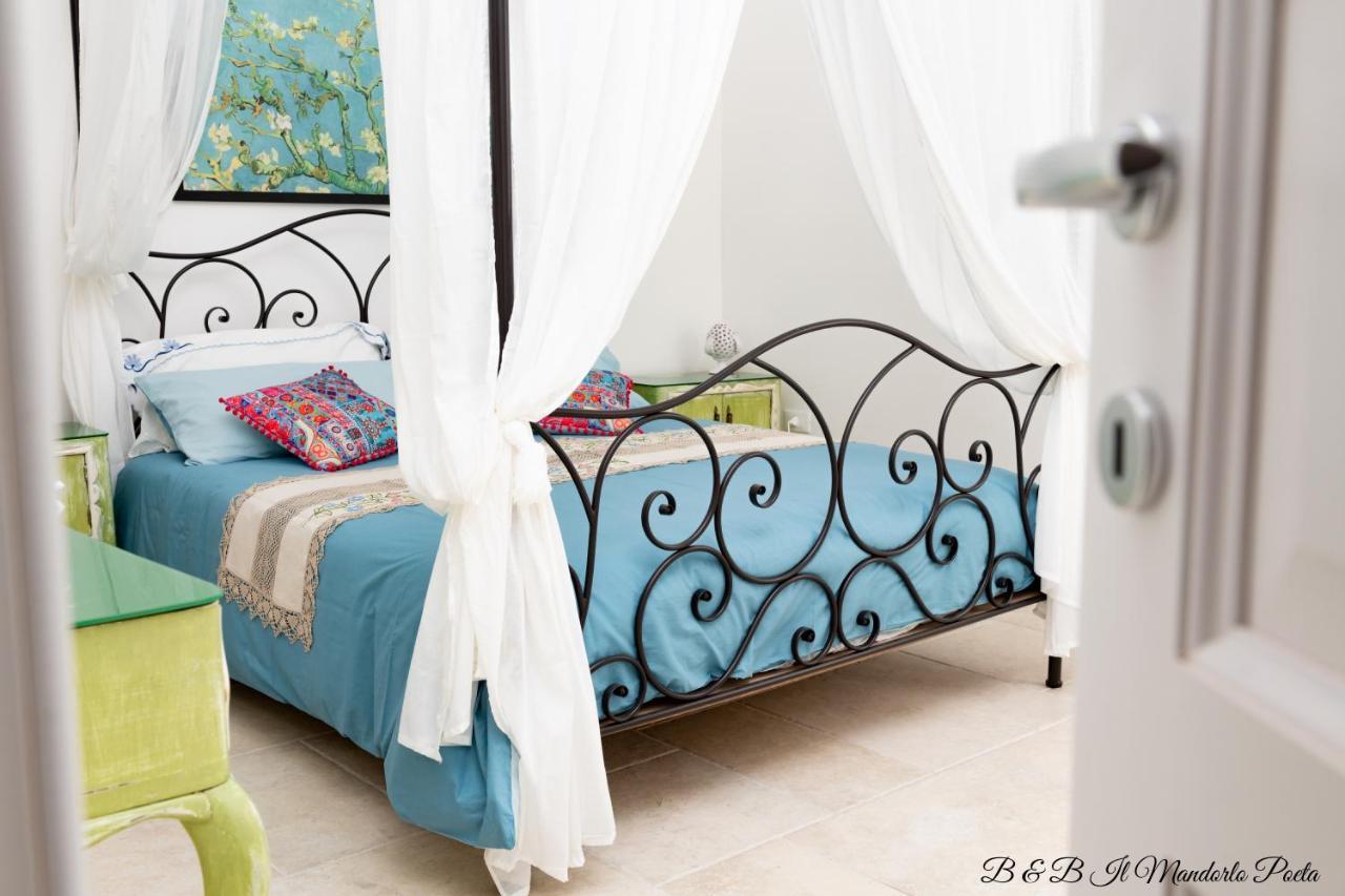 Il Mandorlo Poeta Bed & Breakfast Ostuni Exterior foto